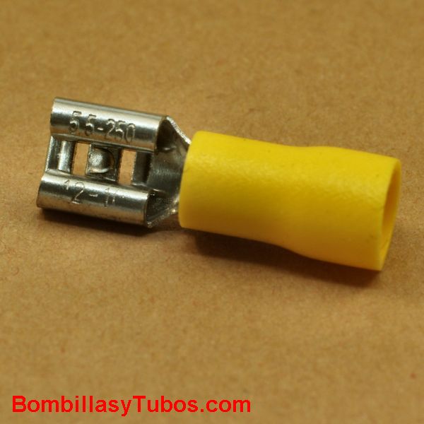 Terminal faston hembra 7,4mm cable 4-6mm